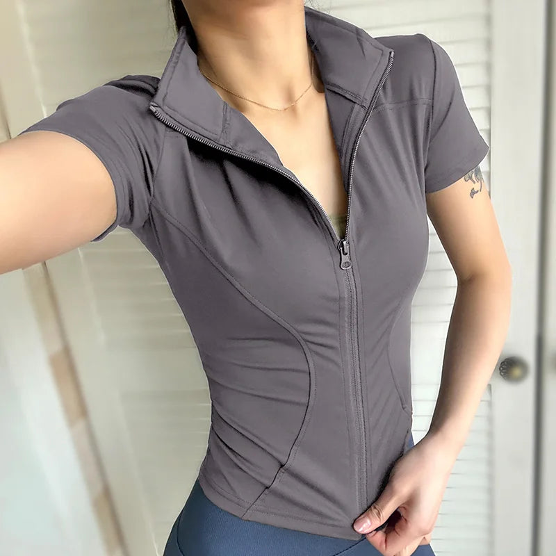 Women’s Slim Fit Stand Collar Yoga Top – Zip-Up Short Sleeve Training Shirt