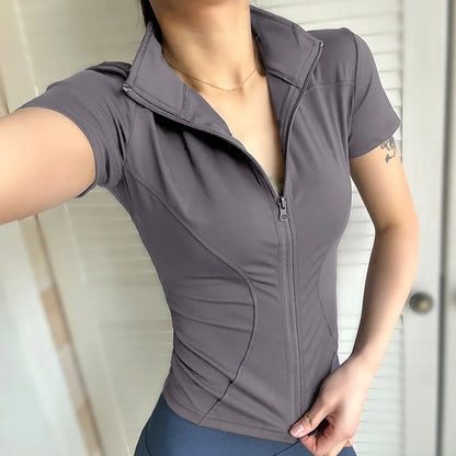 Women’s Slim Fit Stand Collar Yoga Top – Zip-Up Short Sleeve Training Shirt