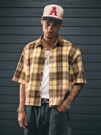 Men’s Classic Plaid Short Sleeve Shirt – Lightweight Casual Button-Up