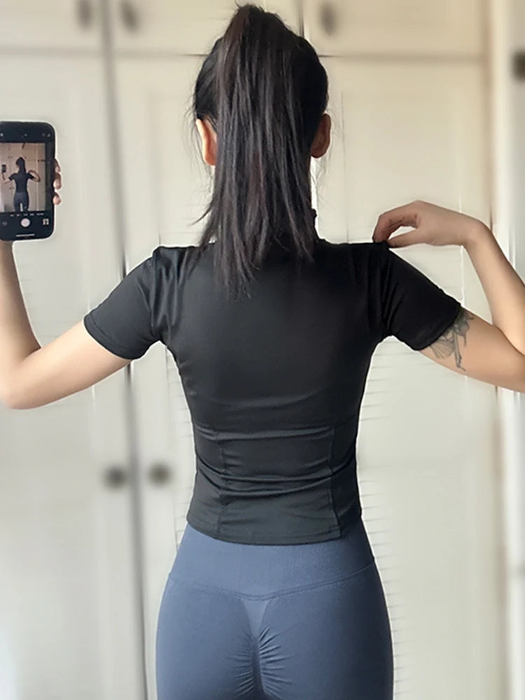 Women’s Slim Fit Stand Collar Yoga Top – Zip-Up Short Sleeve Training Shirt