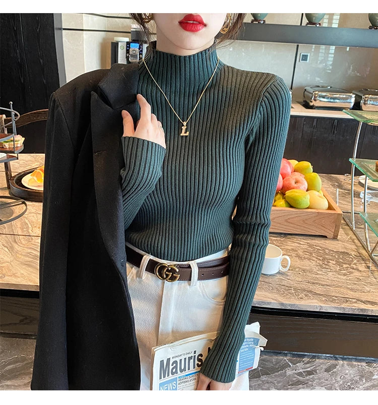 Women’s Minimal Mock Neck Knit Top – Slim Fit Long Sleeve Sweater