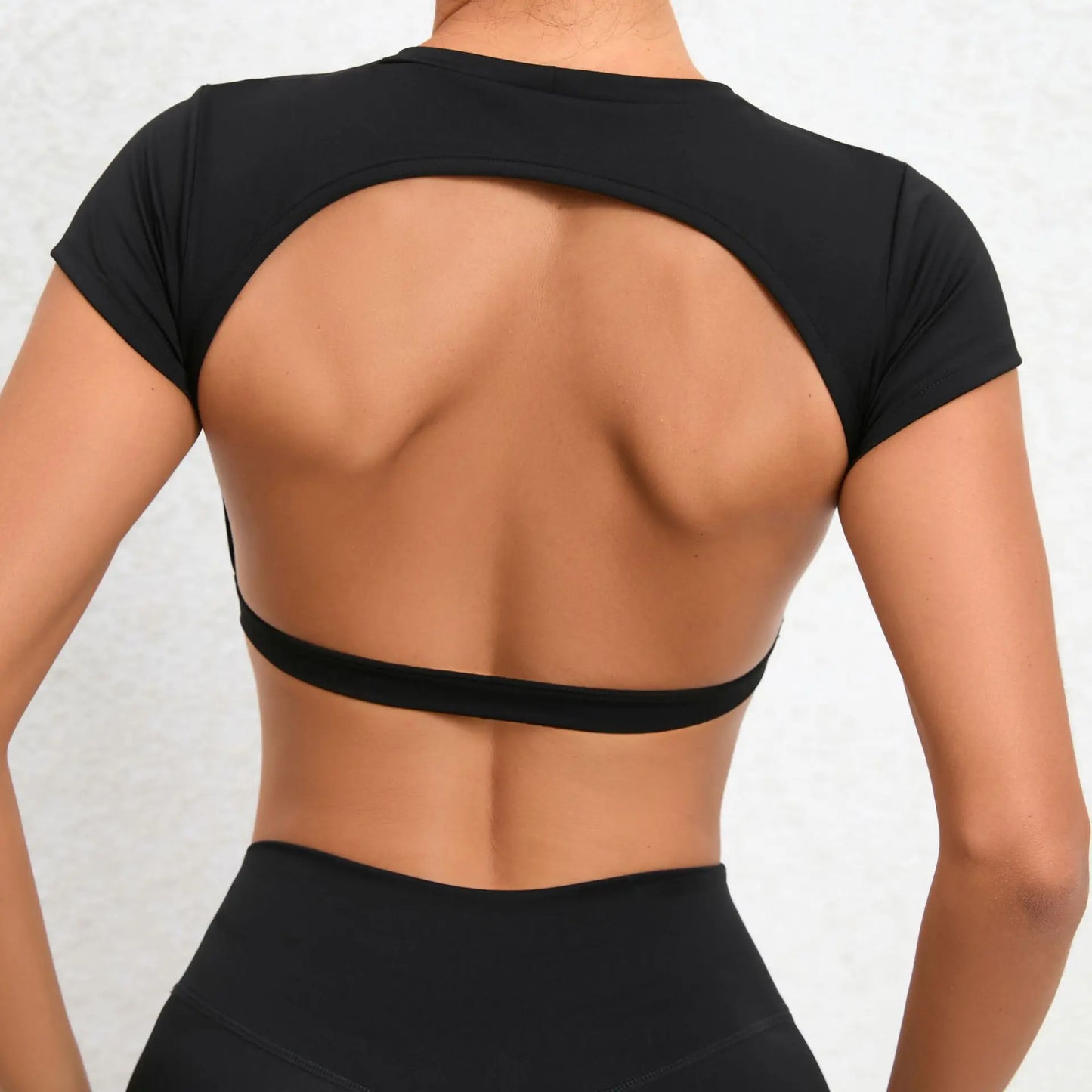 Women’s Backless Sports Crop Top – Slim Fit Yoga & Gym Training Shirt